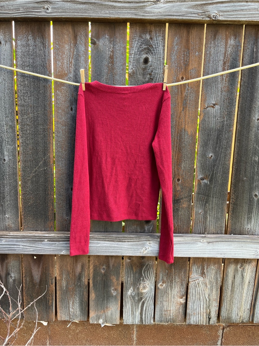 Universal Thread Red Ribbed Button-Front Long Sleeve Top - Picture 3 of 3